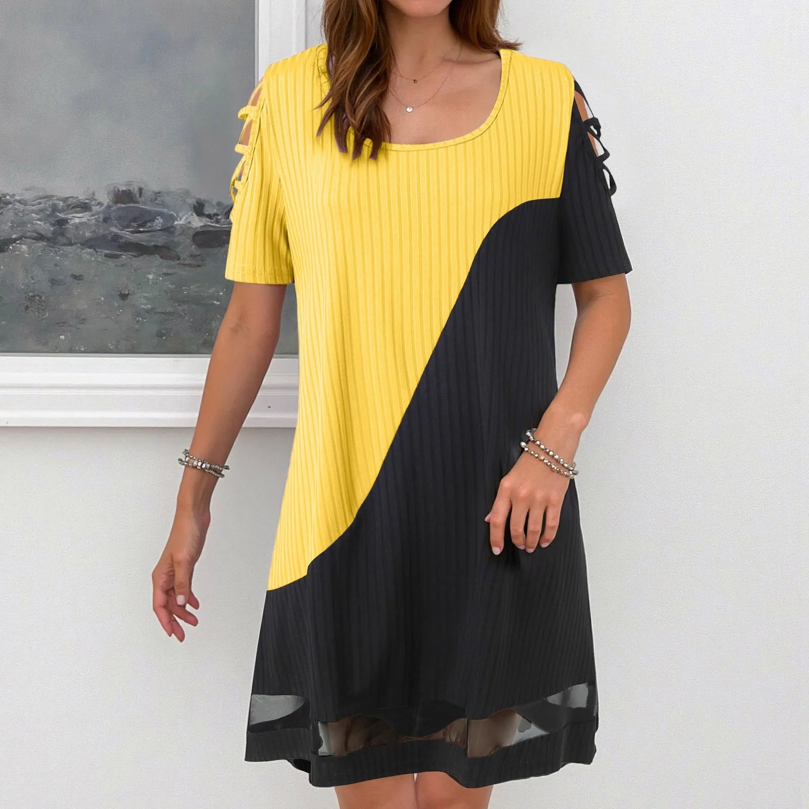 Dresses For Small Women Ladies Temperament Color Blocked Hollow Mesh Mesh Contrasting Formal Dresses For Women Short Length
